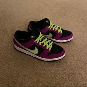 Nike SB Dunk Low Pro